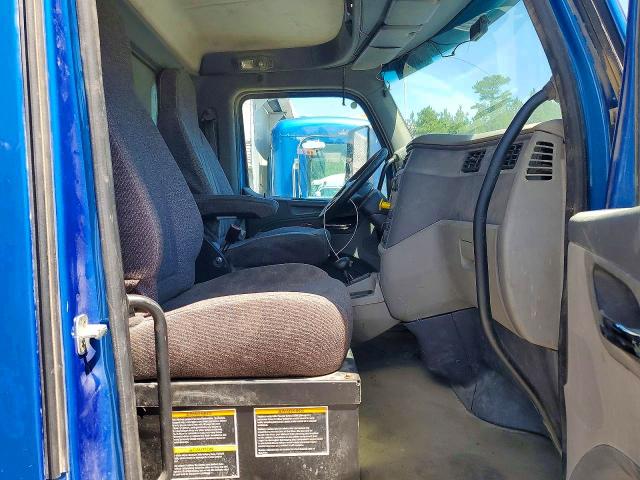 2016 Peterbilt All models VIN 1NPCXH0XXGD345164 COPART salvage auction — NORMAL WEAR, SC - CERTIFICATE OF TITLE, sold $7,100 on 2026-07-06 (photo 5)