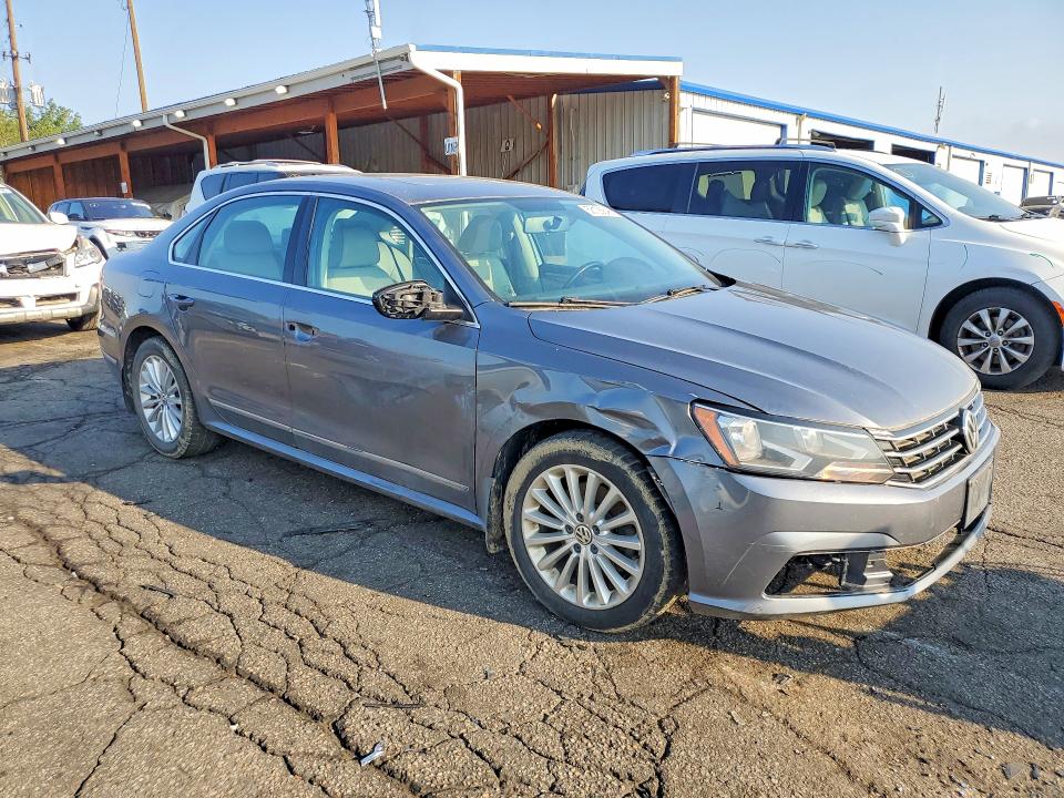 2016 Volkswagen Passat VIN 1VWBT7A3XGC035345 COPART salvage auction — FRONT END, DV, sold $1,600 on 2026-08-09 (photo 4)