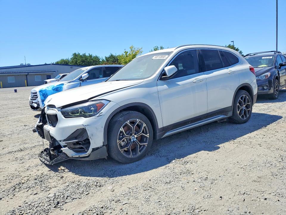 2022 BMW X1 VIN WBXJG7C08N5U49380 — COPART salvage auction photo