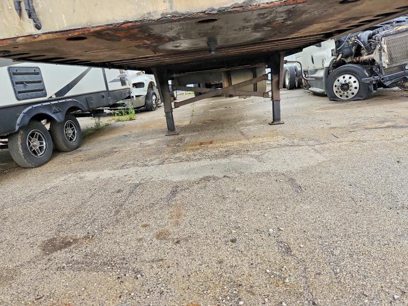 2013 Utility tr VIN 1UYVS2537DM510313 COPART salvage auction — MINOR DENT/SCRATCHES, CT, sold $2,300 on 2026-08-11 (photo 9)