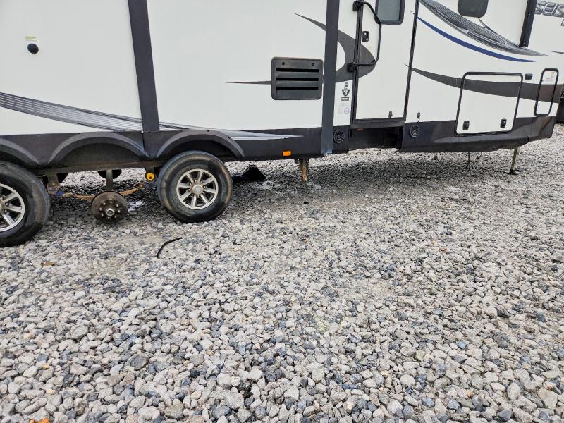2016 Jayc Trailers VIN 1UJCJSCV1G1940101 COPART salvage auction — SIDE, AR - CERTIFICATE OF TITLE, sold $3,050 on 2026-07-21 (photo 9)