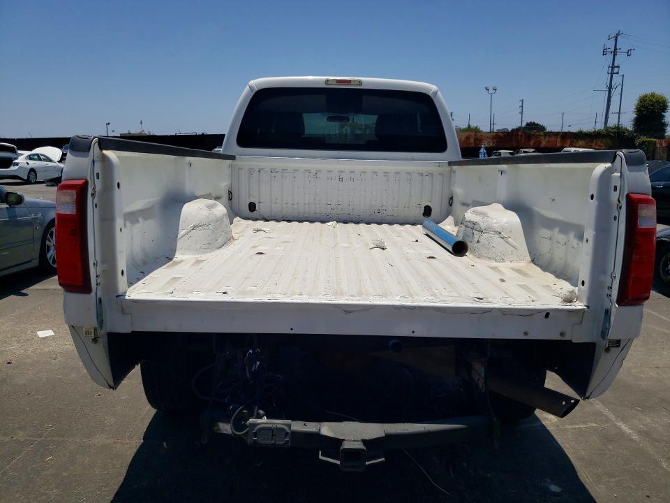 2015 Ford F250 VIN 1FT7X2B64FEA28077 COPART salvage auction — REAR END, Salvage Title, sold $7,400 on 2026-09-04 (photo 6)
