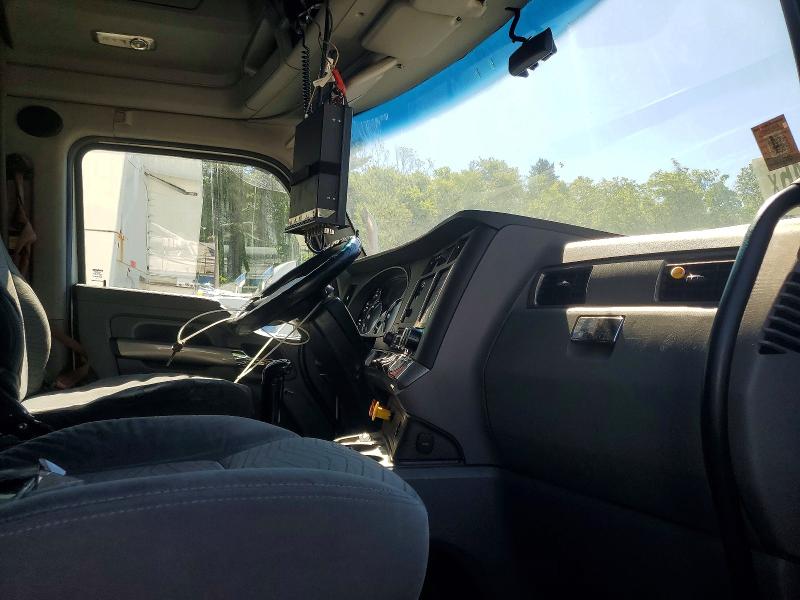 2017 Kenworth All other VIN 1XKYDP9X8HJ145863 COPART salvage auction — FRONT END, MA - CERT OF TITLE-SALVAGE, sold $4,600 on 2026-07-30 (photo 5)