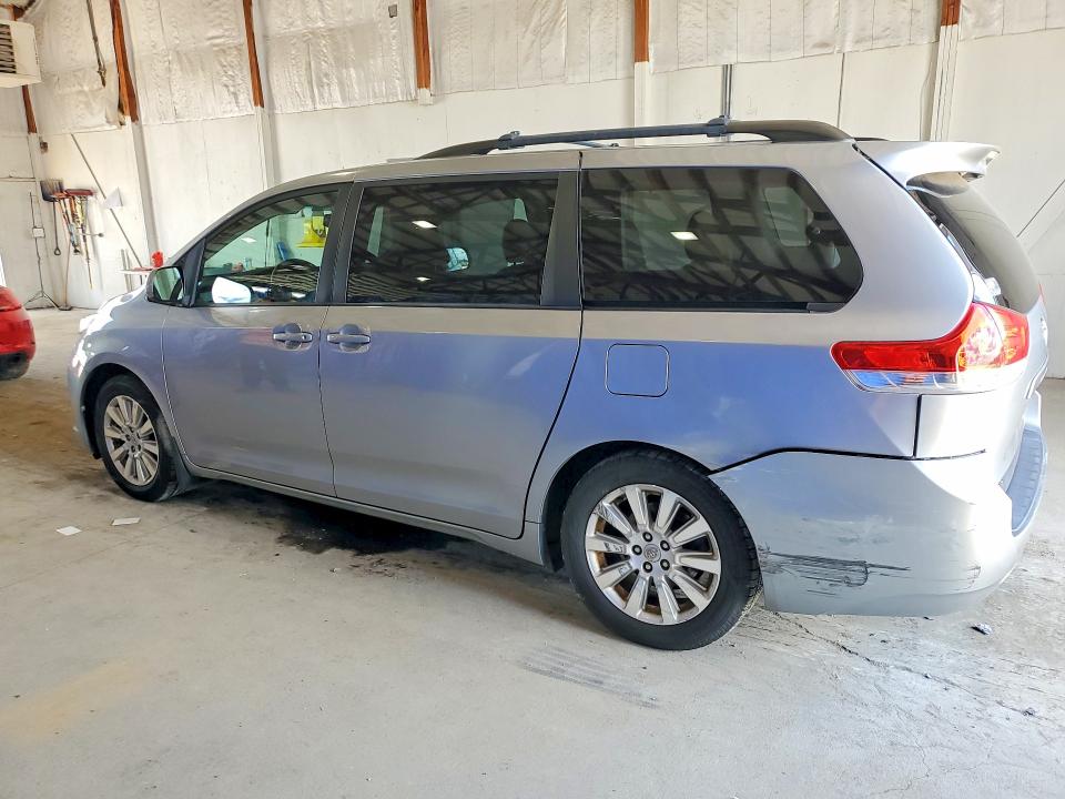 2011 Toyt Sienna VIN 5TDDK3DC5BS024697 COPART salvage auction — REAR END, KY - CERT OF TITLE-SALVAGE, sold $3,350 on 2026-07-27 (photo 2)
