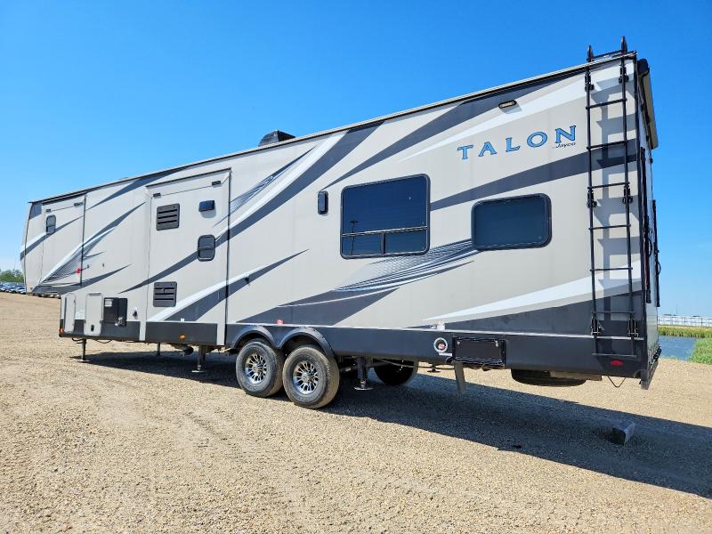 2020 Jayco Talon403t VIN 1UJCJSBV8L18G0110 COPART salvage auction — SIDE, BS, sold $36,500 on 2026-07-23 (photo 3)