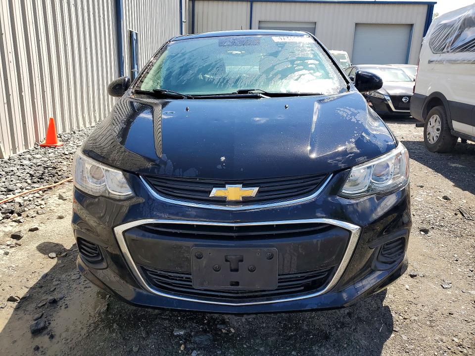 2019 Chevrolet SONIC VIN 1G1JG6SB6K4137000 COPART salvage auction — MINOR DENT/SCRATCHES, CT, sold $650 on 2026-07-09 (photo 5)