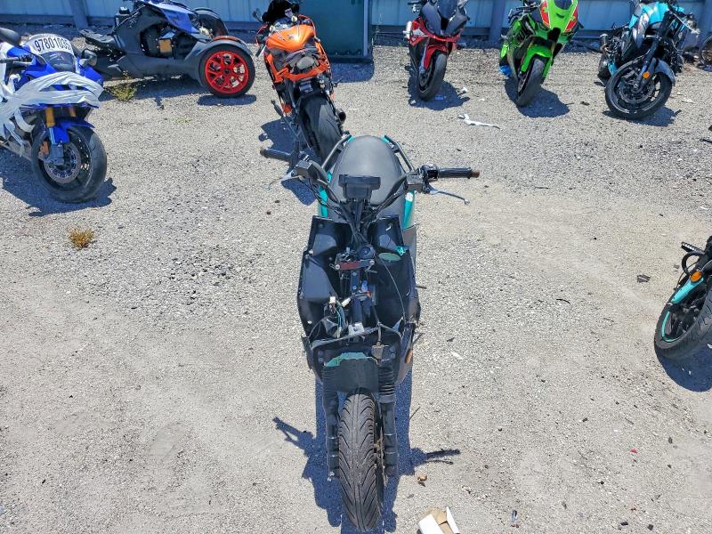 2024 Triumph motorcycle Motrcycle VIN H0DTAEFR8RX069874 COPART salvage auction — FRONT END, FL - CERT OF TITLE SLVG REBUILDABLE, sold $10 on 2026-07-22 (photo 5)