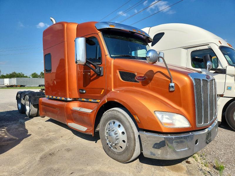 2020 Peterbilt All other VIN 1XPBDP9X2LD702998 COPART salvage auction — MINOR DENT/SCRATCHES, TN - CERTIFICATE OF TITLE (P), sold $10,000 on 2026-07-07 (photo 1)