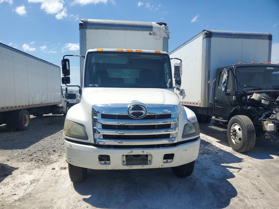 2016 Hino All other VIN 5PVNJ8JV7G4S62547 COPART salvage auction — MINOR DENT/SCRATCHES, OH - CERTIFICATE OF TITLE, sold $1,600 on 2026-07-28 (photo 5)