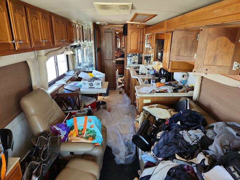 2003 Spartan cargo All other VIN 4VZBR49903C043519 COPART salvage auction — SIDE, CO - DIS/DLR/EXP ONLY CLEAN TITLE, sold $5,700 on 2026-07-07 (photo 6)
