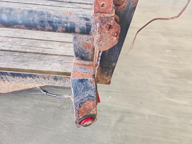 2011 Down to earth VIN 5RSLU1629BT000504 COPART salvage auction — NORMAL WEAR, ME - BILL OF SALE, sold $550 on 2026-07-07 (photo 9)