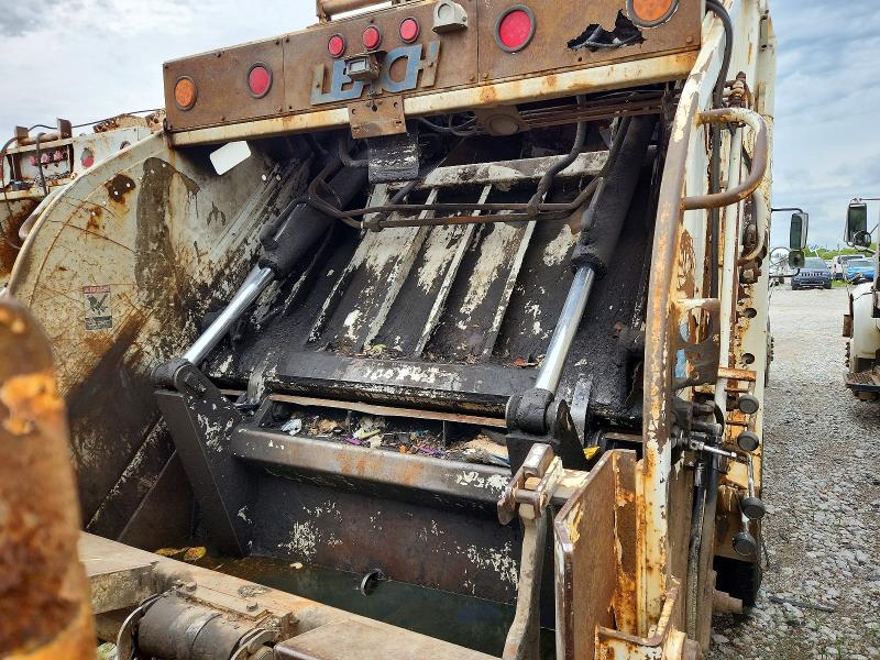 2006 Freightliner All models VIN 1FVACXDCX6HW47464 COPART salvage auction — NORMAL WEAR, FL - CERTIFICATE OF DESTRUCTION (P), sold $1,550 on 2026-07-09 (photo 6)