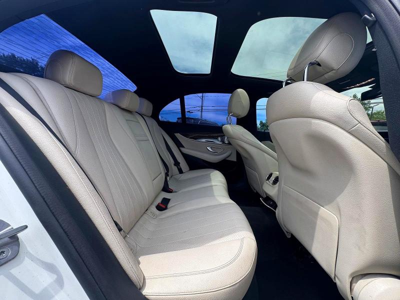 2018 Mercedes-benz E-class VIN WDDZF4JB8JA371390 COPART salvage auction — NORMAL WEAR, FL - CERTIFICATE OF TITLE (P), sold $10,400 on 2026-07-24 (photo 6)