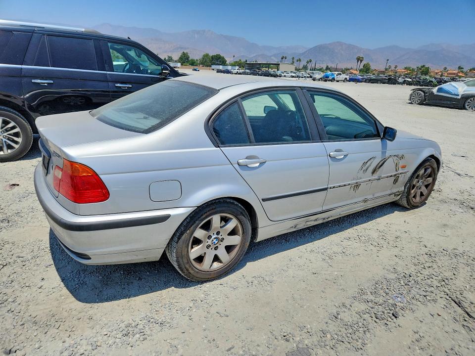 2001 BMW 3 series VIN WBAAV33451FU85771 COPART salvage auction — SIDE, Ca - Salvage Certificate, sold $325 on 2026-07-22 (photo 3)