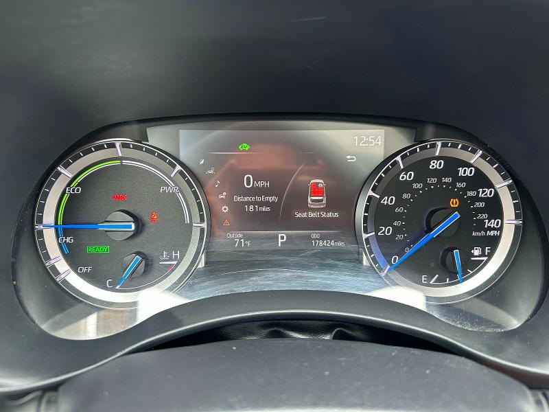 2022 Toyota Highlander VIN 5TDGBRCH2NS556944 COPART salvage auction — MINOR DENT/SCRATCHES, NH - CERTIFICATE OF TITLE (P), sold $20,300 on 2026-07-09 (photo 8)