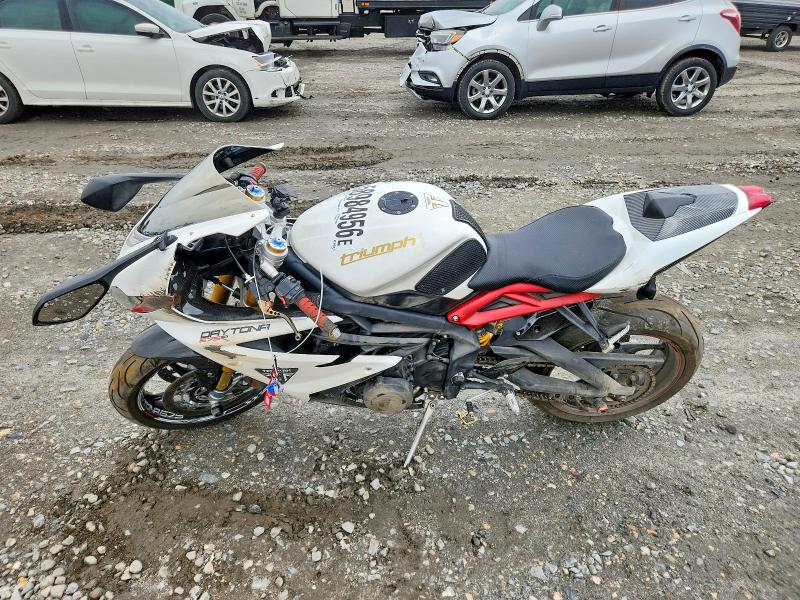 2017 Triumph motorcycle Daytona VIN SMTA02YK7HJ787459 COPART salvage auction — FRONT END, PS, sold $2,900 on 2026-07-16 (photo 3)