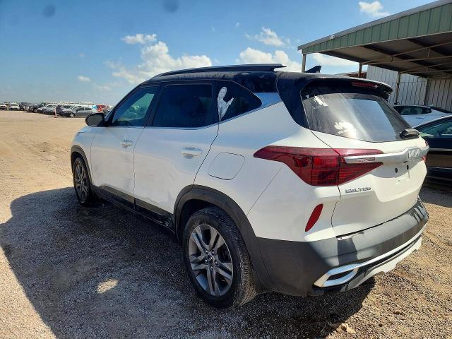 2023 Kia Seltos VIN KNDEU2AA9P7395150 COPART salvage auction — NORMAL WEAR, Tx - Certificate Of Title, sold $13,000 on 2026-07-16 (photo 2)
