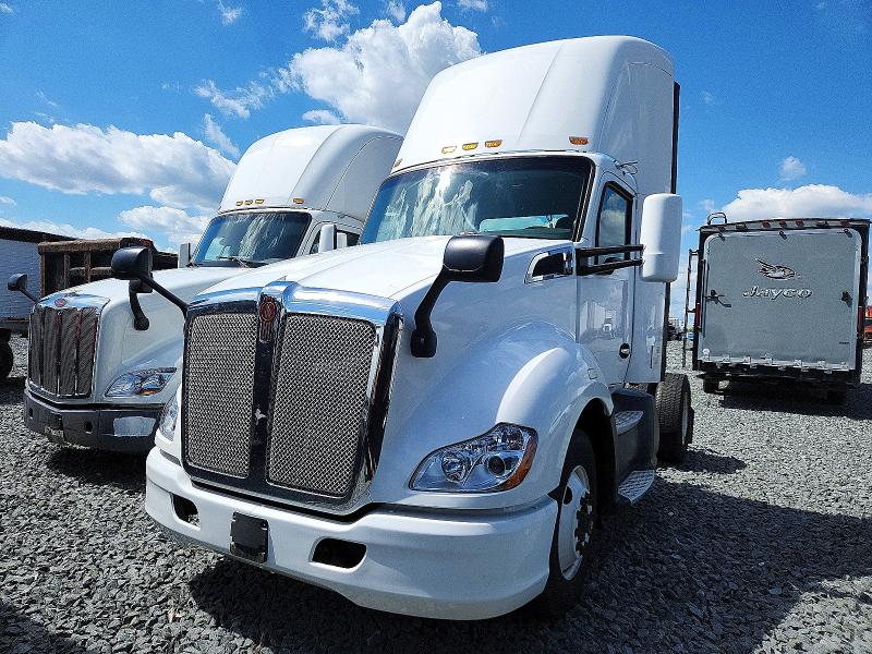 2016 Kenworth All other VIN 1XKYA48X2GJ496422 COPART salvage auction — NORMAL WEAR, CT, sold $5,700 on 2026-07-09 (photo 2)