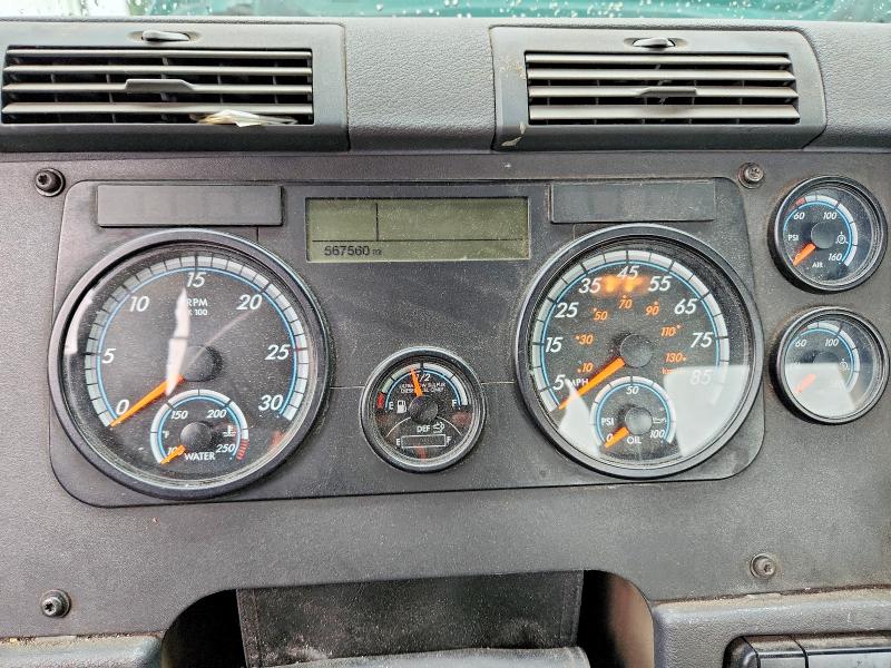 2018 Freightliner All other VIN 3AKBGADV9JSJL4423 COPART salvage auction — MECHANICAL, OK - CERTIFICATE OF TITLE, sold $1,100 on 2026-07-21 (photo 8)