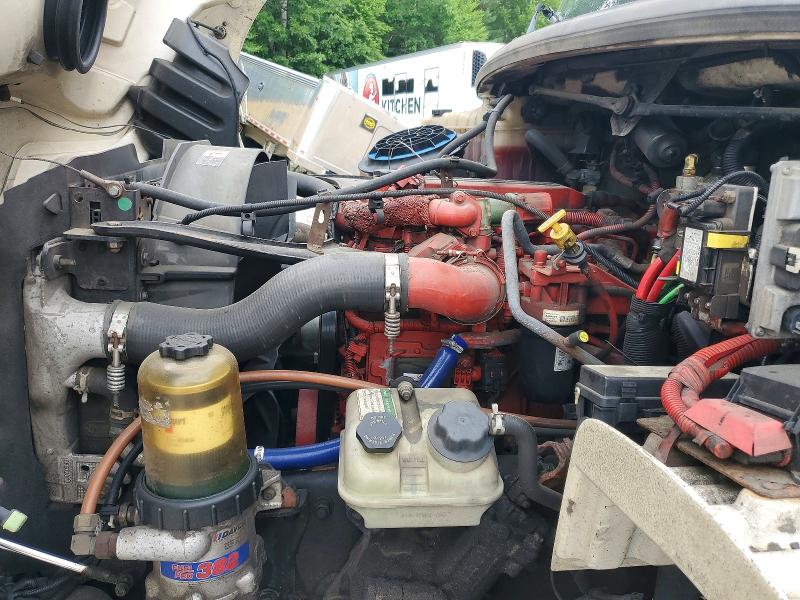2015 Freightliner All other VIN 1FVACXDT2FHGJ9774 COPART salvage auction — MECHANICAL, IN - CERTIFICATE OF TITLE, sold $6,100 on 2026-07-09 (photo 9)