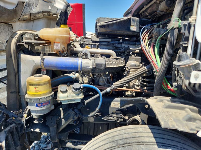 2020 Freightliner All other VIN 3AKJHHDR3LSMF1116 COPART salvage auction — MECHANICAL, CA - SALVAGE CERTIFICATE (P), sold $18,000 on 2026-07-28 (photo 7)