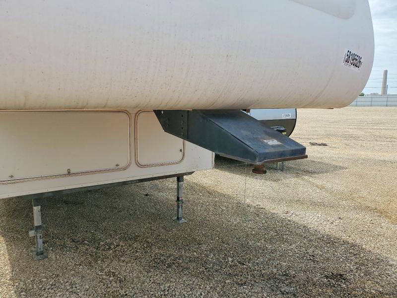 2006 Jaco jay flight VIN 1UJCJ02NX71PD0131 COPART salvage auction — ROOF, CT, sold $15 on 2026-07-28 (photo 8)