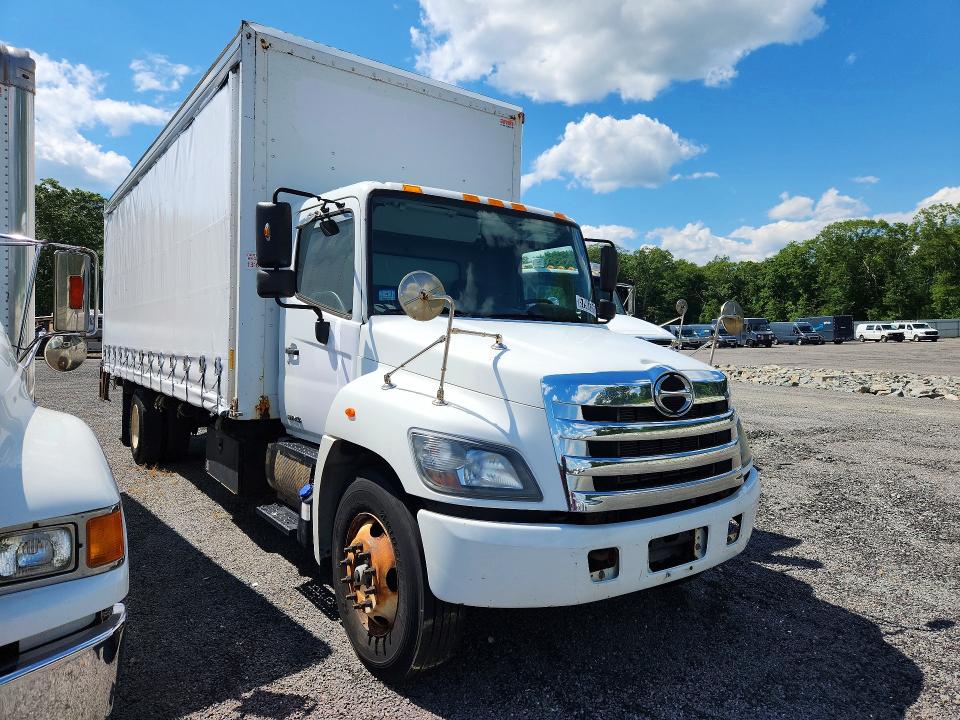 2017 Hino All other VIN 5PVNE8JV5H4S56235 COPART salvage auction — MECHANICAL, CT, sold $6,300 on 2026-07-09 (photo 4)