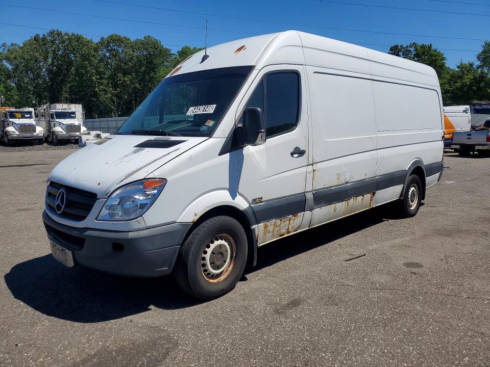 2007 Freightliner Sprinter VIN WDYPE845X75165740 COPART salvage auction — FRONT END, CT, sold $125 on 2026-08-04 (photo 1)
