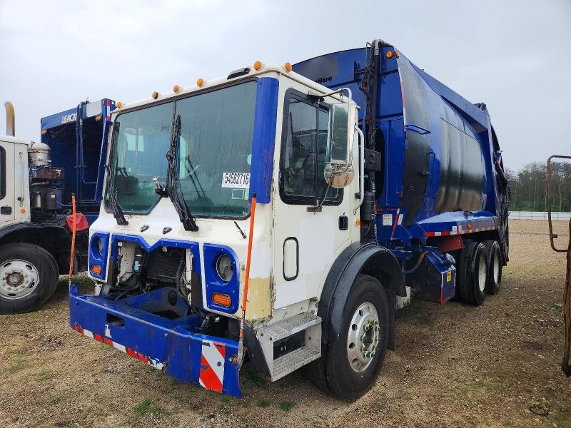 2012 Mack All other VIN 1M2AV02C8CM009101 COPART salvage auction — MINOR DENT/SCRATCHES, FL - CERTIFICATE OF DESTRUCTION, sold $525 on 2026-07-09 (photo 2)