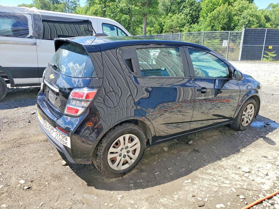 2019 Chevrolet SONIC VIN 1G1JG6SB6K4137000 COPART salvage auction — MINOR DENT/SCRATCHES, CT, sold $650 on 2026-07-09 (photo 3)