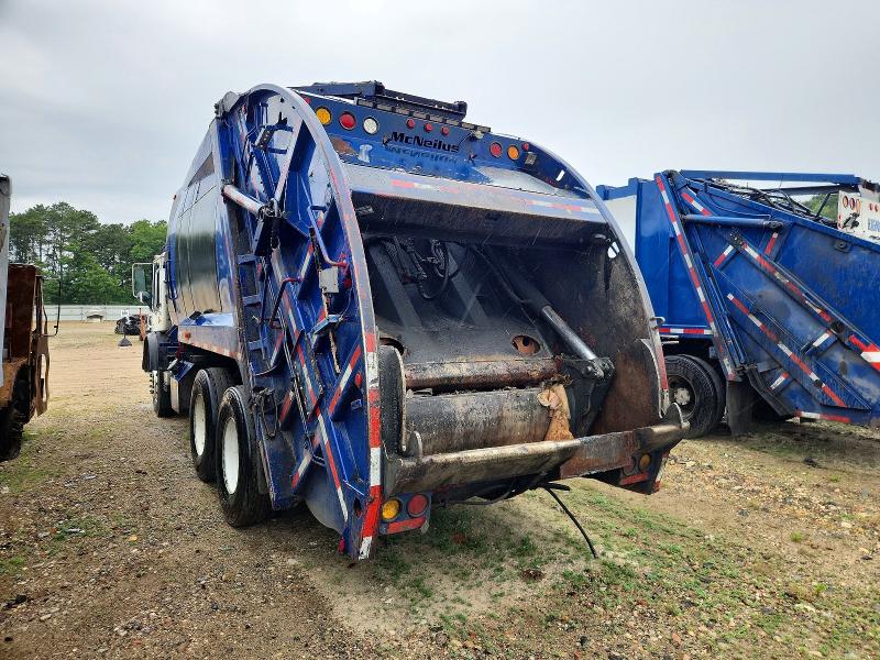 2012 Mack All other VIN 1M2AV02C8CM009101 COPART salvage auction — MINOR DENT/SCRATCHES, FL - CERTIFICATE OF DESTRUCTION, sold $525 on 2026-07-09 (photo 3)