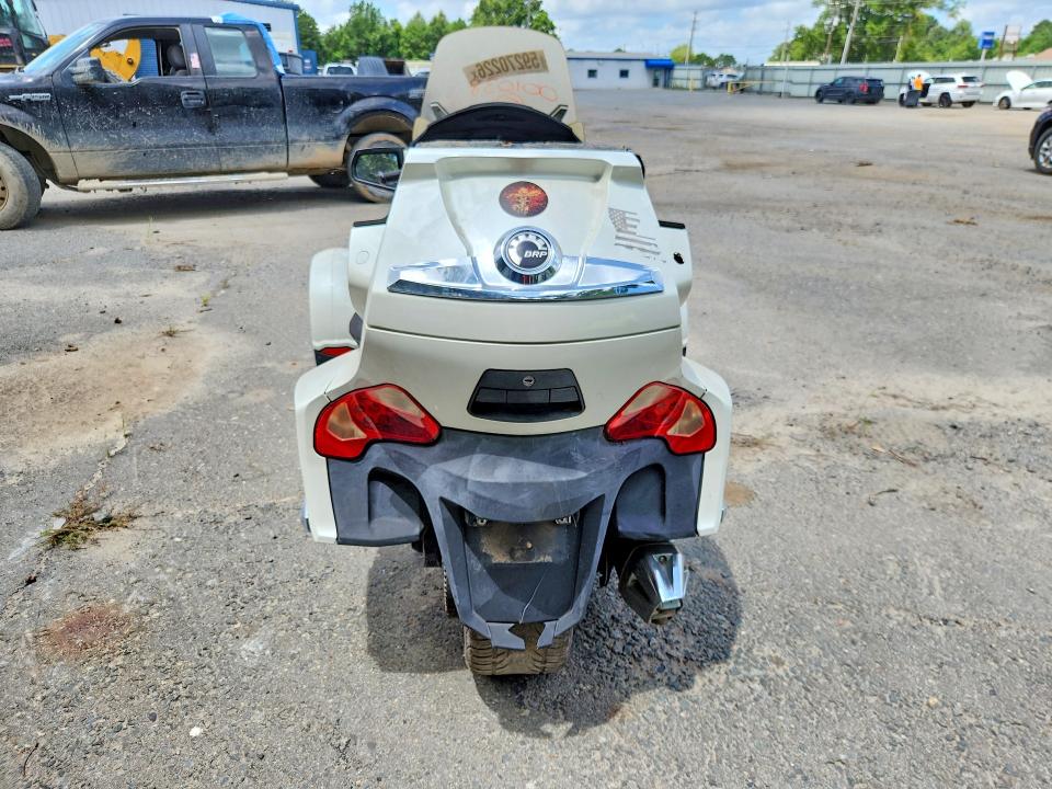 2012 Cana Mc-tri VIN 2BXJBDC11CV001038 COPART salvage auction — MINOR DENT/SCRATCHES, La - Permit To Sell, sold $1,650 on 2026-07-13 (photo 4)