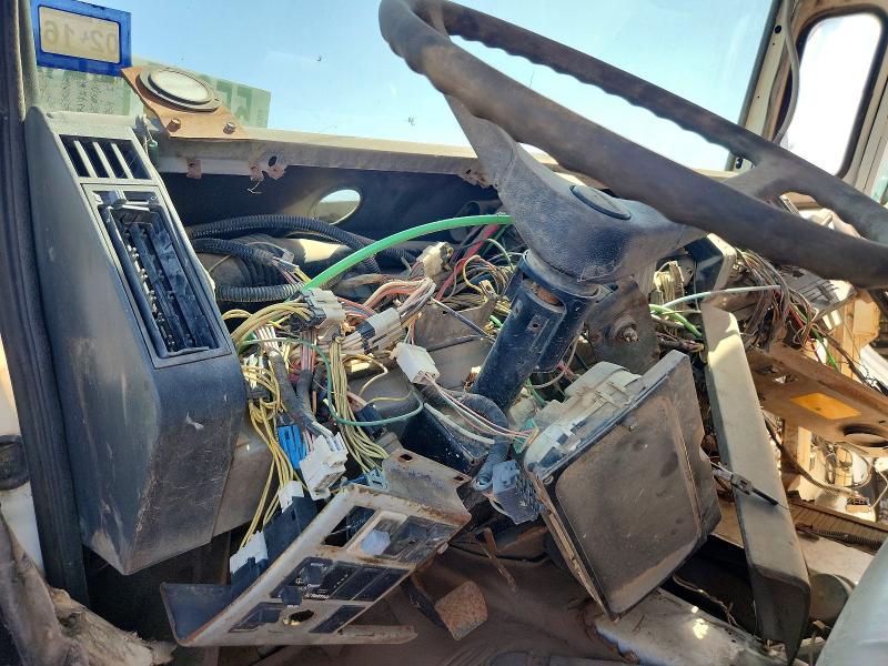 2004 Freightliner All models VIN 1FVABTCS94HM51677 COPART salvage auction — STRIPPED, FL - CERTIFICATE OF DESTRUCTION (P), sold $225 on 2026-07-09 (photo 8)