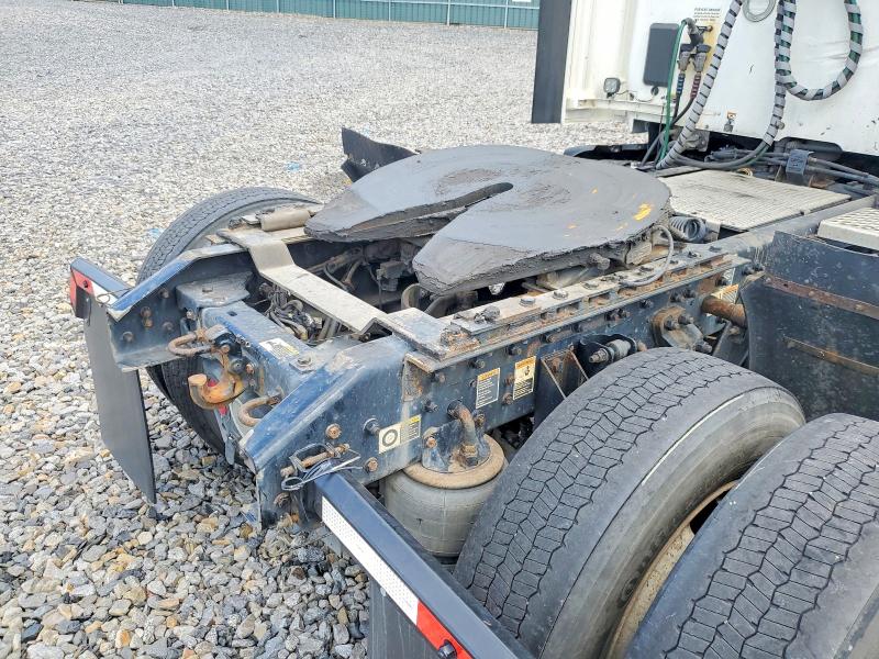 2020 Kenworth All other VIN 1XKYA48X8LJ393256 COPART salvage auction — NORMAL WEAR, IN - CERTIFICATE OF TITLE, sold $7,700 on 2026-07-09 (photo 6)