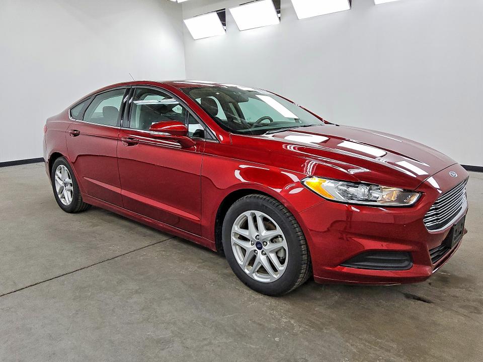2016 Ford Fusion VIN 1FA6P0HD9G5128561 COPART salvage auction — MINOR DENT/SCRATCHES, Il - Certificate Of Title, sold $5,900 on 2026-07-02 (photo 4)