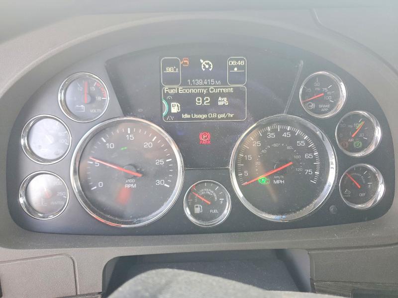 2014 Kenworth All other VIN 1XKYD49X3EJ392363 COPART salvage auction — NORMAL WEAR, CZ, sold $18,100 on 2026-07-14 (photo 8)