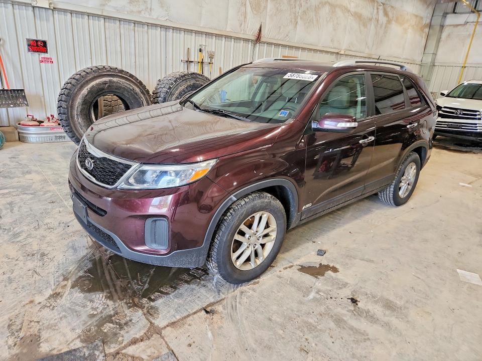 2015 Kia Sorento VIN 5XYKTDA79FG605544 COPART salvage auction — MECHANICAL, WI - CERTIFICATE OF TITLE, sold $750 on 2026-07-29 (photo 1)