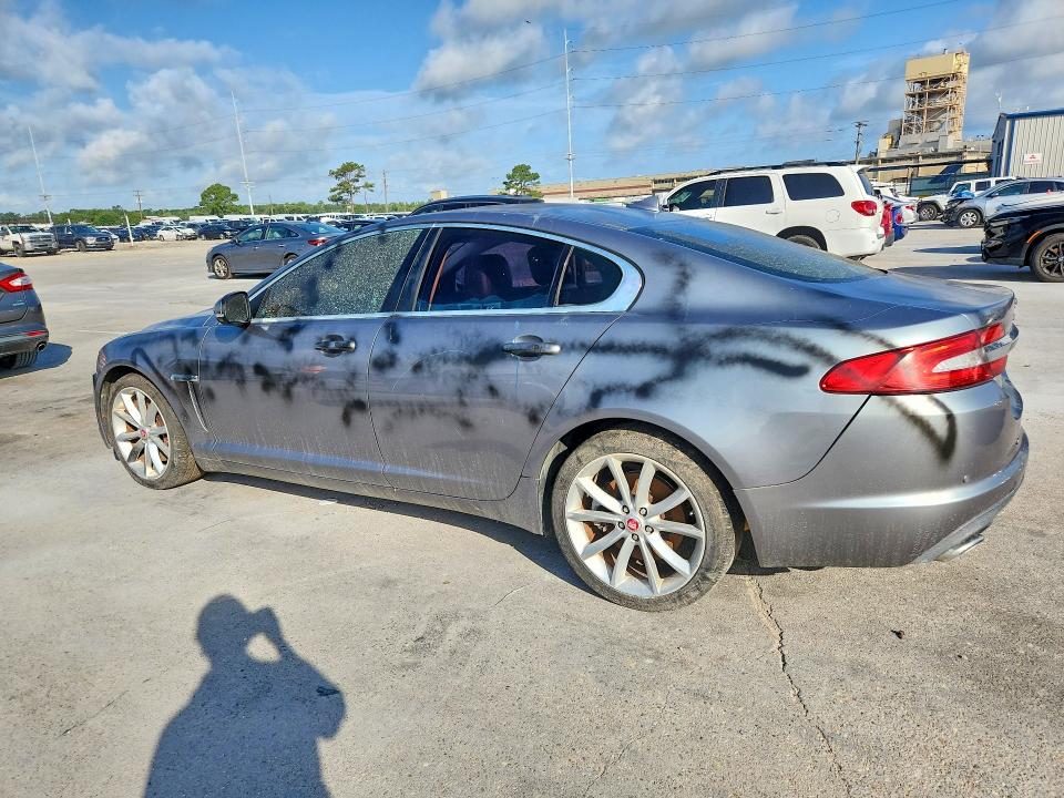 2015 Jaguar Xf VIN SAJWA0F78F8U63155 COPART salvage auction — VANDALISM, ST, sold $750 on 2026-07-15 (photo 2)