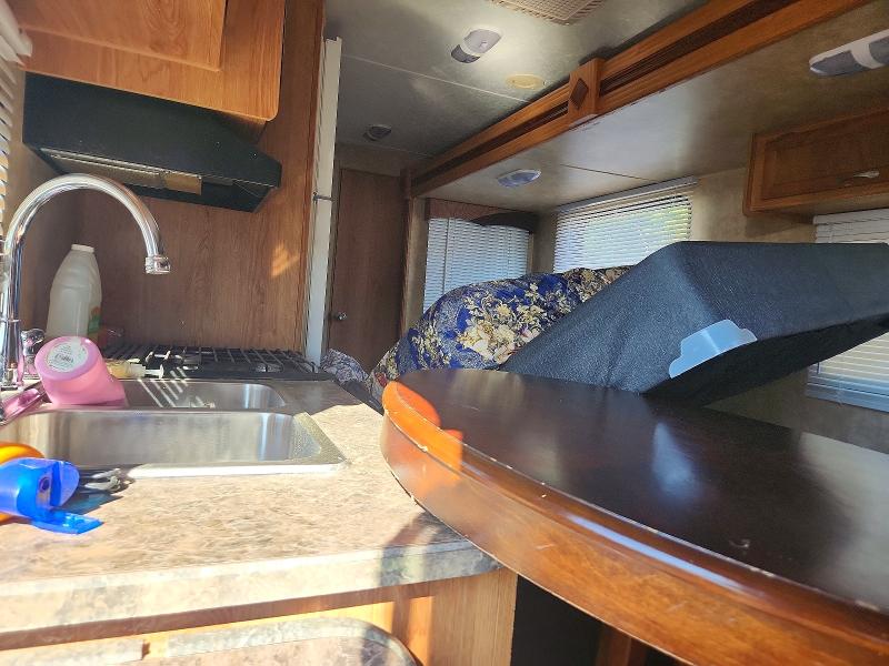 2010 Jayco All models VIN 1UJBJ0BN7A18K0103 COPART salvage auction — MINOR DENT/SCRATCHES, FL - CERTIFICATE OF TITLE, sold $600 on 2026-07-29 (photo 6)