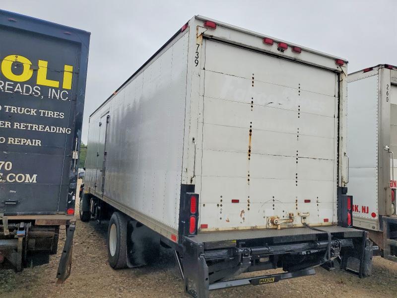 2018 Kenworth K370 VIN 3BKJHM7X9JF581739 COPART salvage auction — NORMAL WEAR, NY - CERTIFICATE OF TITLE, sold $6,800 on 2026-09-22 (photo 3)