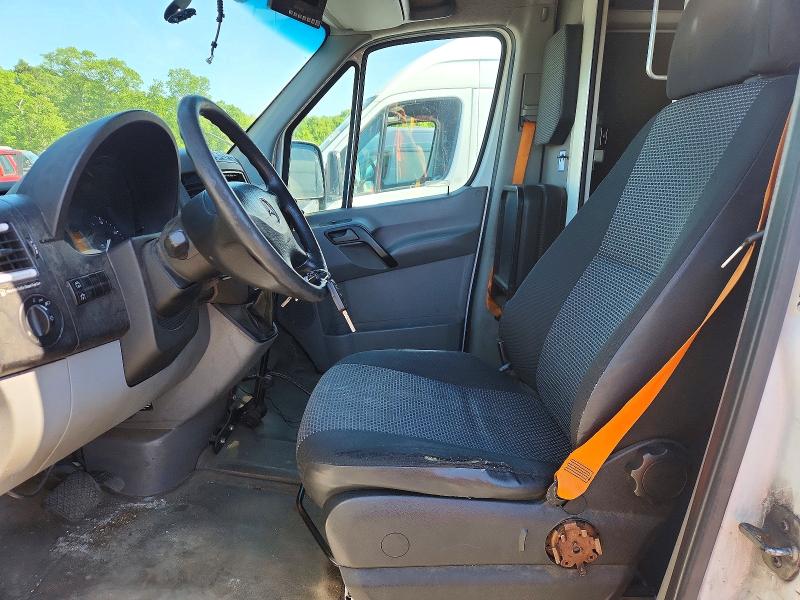 2011 Mercedes-benz Sprinter VIN WD3PE8CB3B5577892 COPART salvage auction — SIDE, CT, sold $400 on 2026-08-04 (photo 7)