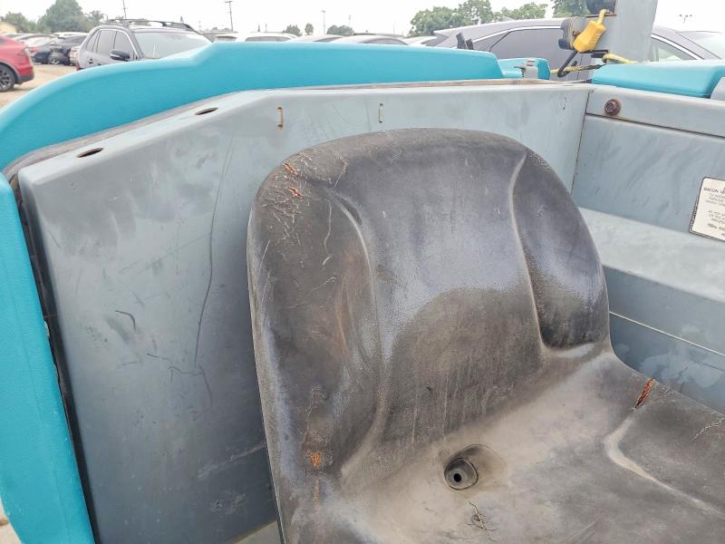 2013 Tennant Constructi VIN S3061520000000000 COPART salvage auction — REAR END, CA - BILL OF SALE, sold $200 on 2026-07-27 (photo 6)