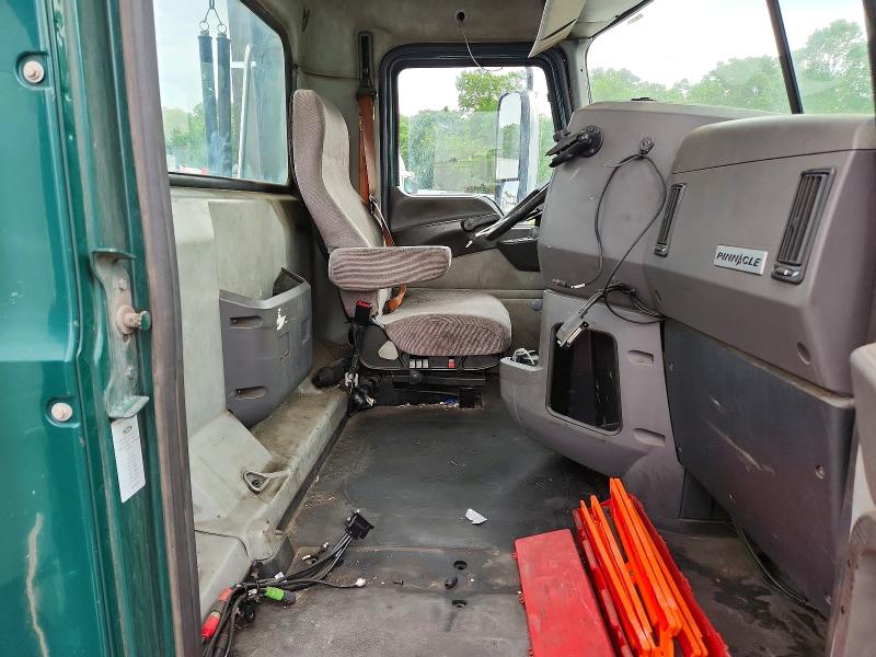 2017 Mack All other VIN 1M1AW01X0HM009798 COPART salvage auction — MECHANICAL, OK - CERTIFICATE OF TITLE, sold $1,100 on 2026-07-30 (photo 5)