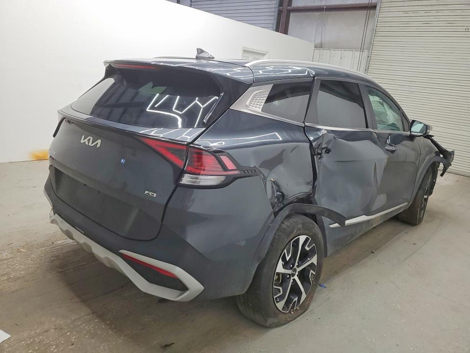 2024 Kia Sportage VIN 5XYK3CDF5RG232021 COPART salvage auction — ALL OVER, Wv - Certificate Of Title, sold $4,250 on 2026-07-02 (photo 3)