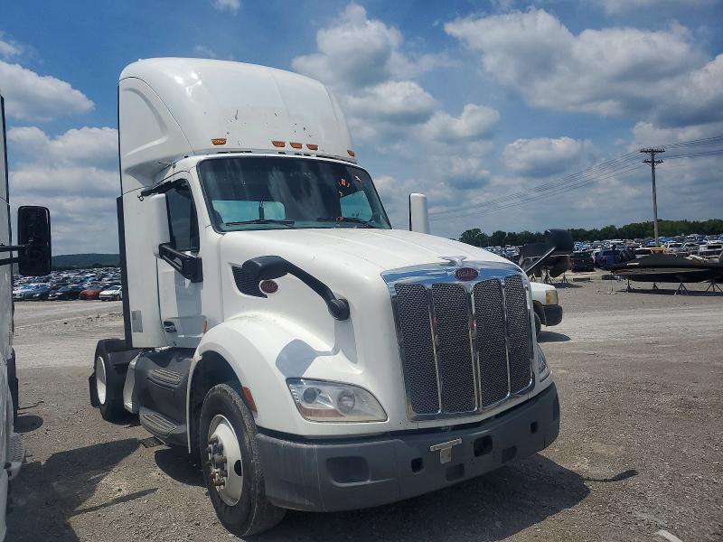 2019 Peterbilt All other VIN 1XPBA48X2KD622110 COPART salvage auction — MINOR DENT/SCRATCHES, IN - CERTIFICATE OF TITLE, sold $3,250 on 2026-07-09 (photo 1)