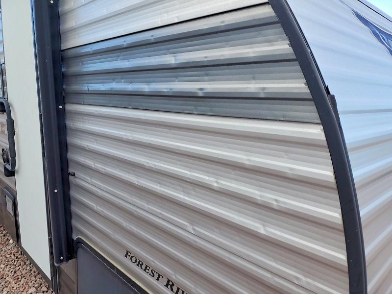 2019 Foresriver All models VIN 4X4TSMD21KY003885 COPART salvage auction — HAIL, MN - CERT OF TITLE-SALVAGE, sold $4,800 on 2026-07-09 (photo 9)