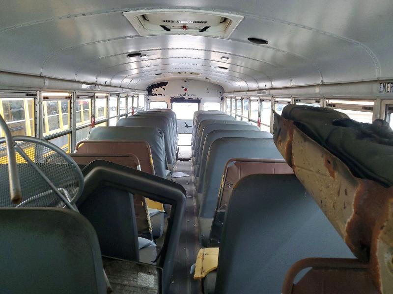 2010 Thomabuses All other VIN 1T88P4E26A1131296 COPART salvage auction — FRONT END, MA - CERTIFICATE OF TITLE, sold $1,400 on 2026-07-29 (photo 6)