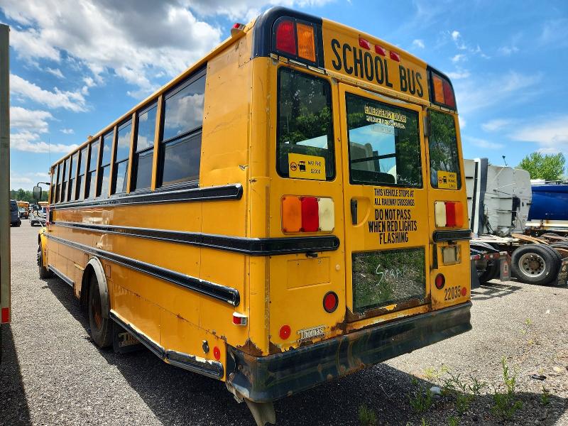 2012 Thomas Chassis b2 VIN 4UZABRDU1CCBP5522 COPART salvage auction — NORMAL WEAR, ON - PERMIT NO BRAND - UNFIT, sold $2,000 on 2026-09-01 (photo 3)