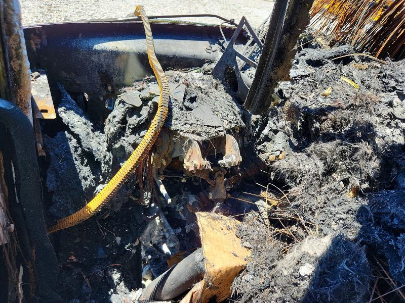 2025 Freightliner All other VIN 1FVACXFC0SHVK4926 COPART salvage auction — BURN, PO, sold $125 on 2026-07-10 (photo 8)