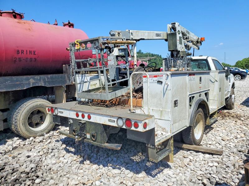 2021 Ford F550 VIN 1FDUF5HT5MDA11825 COPART salvage auction — NORMAL WEAR, Ga - Certificate Of Title, sold $8,200 on 2026-07-14 (photo 4)
